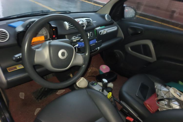 Used smart fortwo 2012 1.0 MHD Hardtop Comfort Edition Center Console