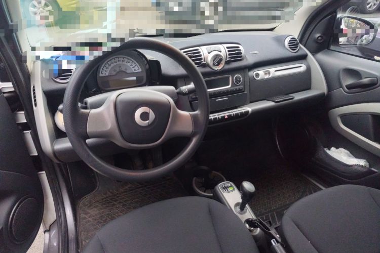 Used smart fortwo 2012 1.0 MHD Hardtop Standard Edition Center Console