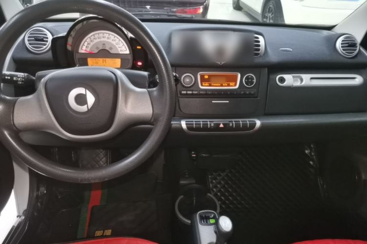 Used smart fortwo 2012 1.0 MHD Hardtop Standard Edition Center Console