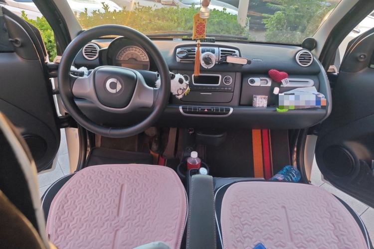 Used smart fortwo 2012 1.0 MHD Hardtop Comfort Edition Center Console