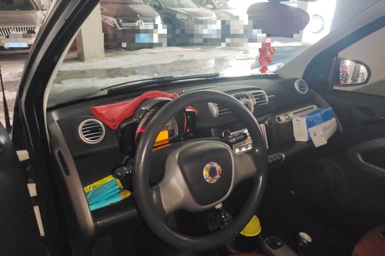 Used smart fortwo 2012 1.0 MHD Hardtop Standard Edition Center Console