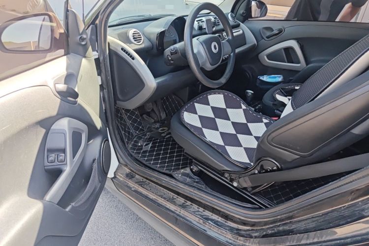 Used smart fortwo 2012 1.0 MHD Hardtop Standard Edition Driver Seat