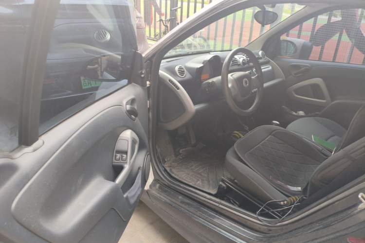 Used smart fortwo 2012 1.0 MHD Hardtop Standard Edition Driver Seat
