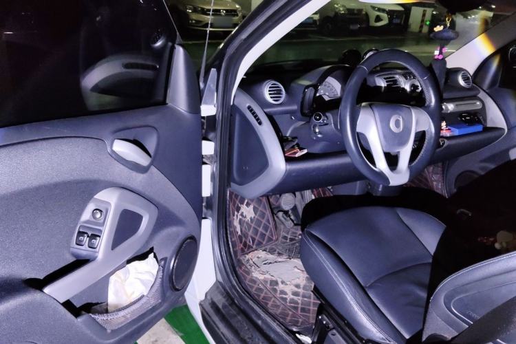 Used smart fortwo 2012 1.0T Convertible Passion Edition Driver Seat