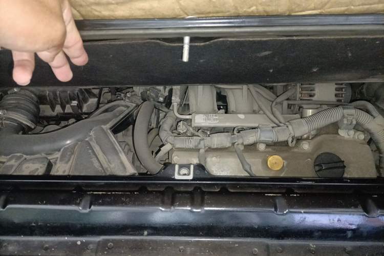 Used smart fortwo 2012 1.0 MHD Hardtop Comfort Edition Engine Bay