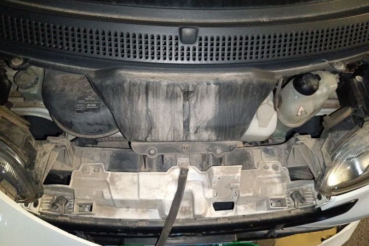 Used smart fortwo 2012 1.0 MHD Hardtop Standard Edition Engine Bay