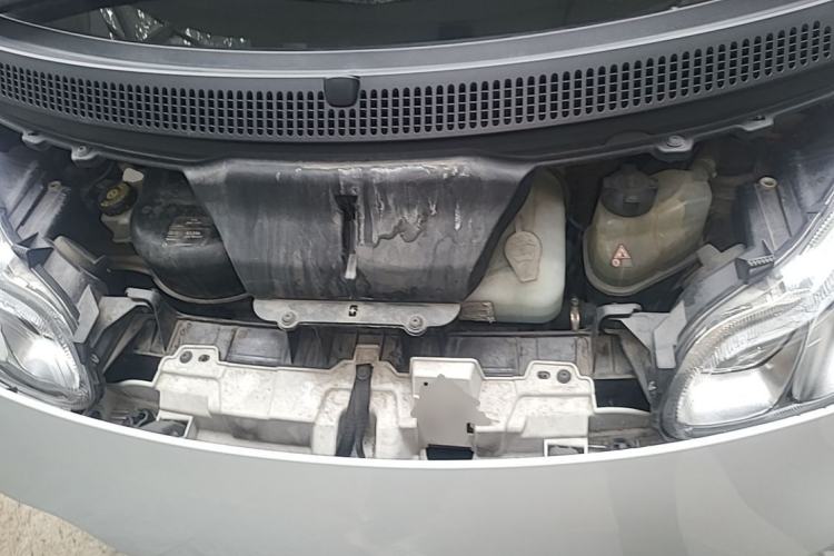 Used smart fortwo 2012 1.0 MHD Hardtop Comfort Edition Engine Bay