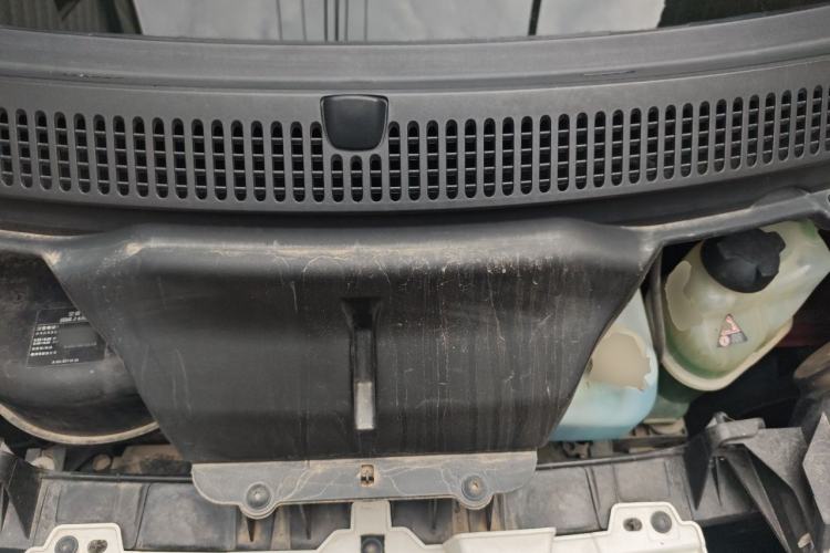 Used smart fortwo 2012 1.0 MHD Hardtop Standard Edition Engine Bay