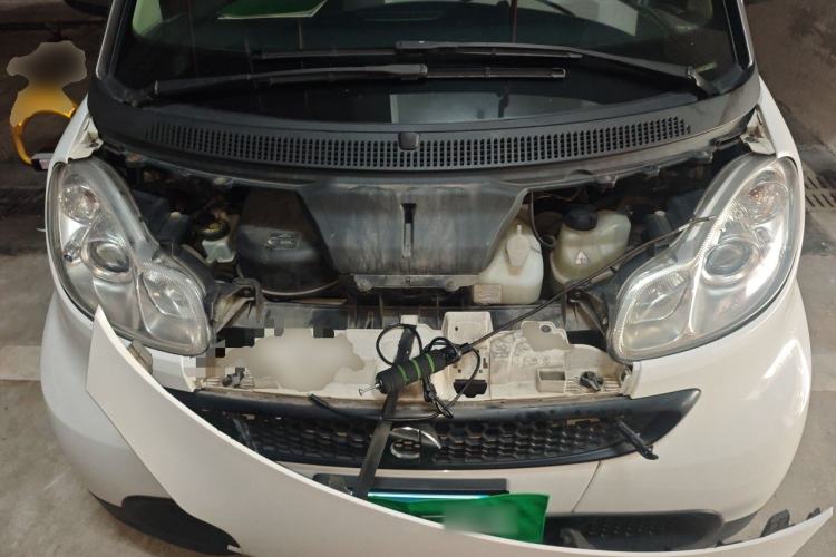 Used smart fortwo 2012 1.0 MHD Hardtop Standard Edition Engine Bay