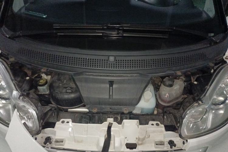 Used smart fortwo 2012 1.0 MHD Hardtop Standard Edition Engine Bay