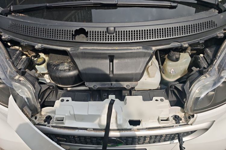 Used smart fortwo 2012 1.0T Bosu Xclusive Edition Engine Bay