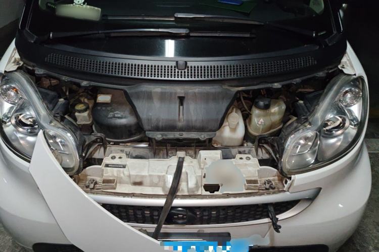 Used smart fortwo 2012 1.0 MHD Hardtop Comfort Edition Engine Bay