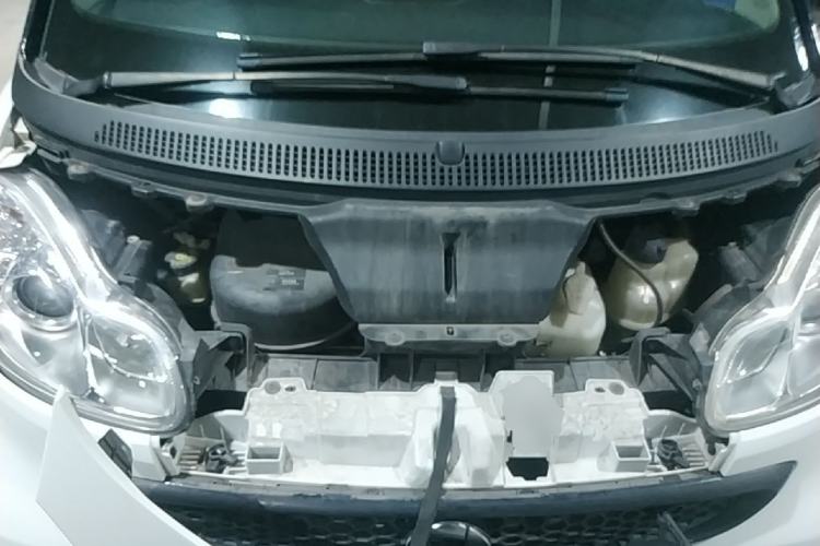 Used smart fortwo 2012 1.0 MHD Hardtop Comfort Edition Engine Bay