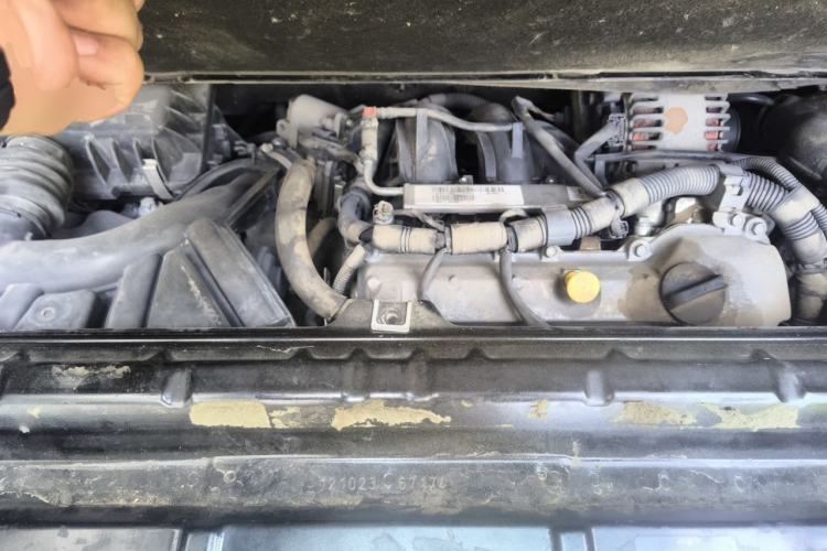 Used smart fortwo 2012 1.0 MHD Hardtop Standard Edition Engine Bay
