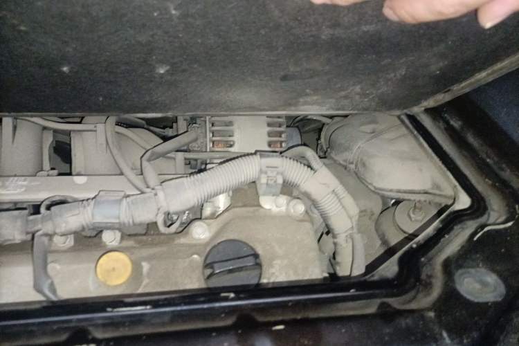 Used smart fortwo 2012 1.0 MHD Hardtop Comfort Edition Engine Bay Left