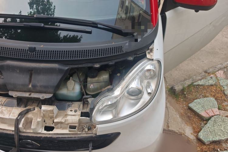 Used smart fortwo 2012 1.0 MHD Hardtop Standard Edition Engine Bay Left