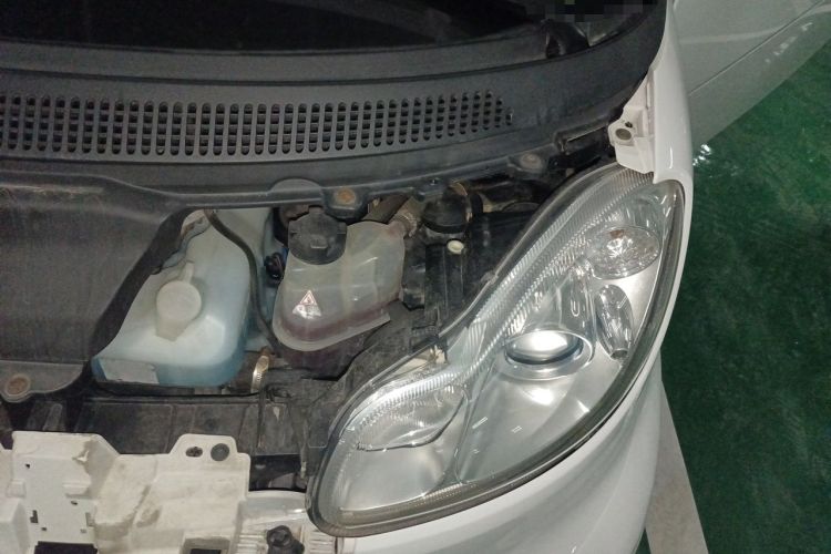 Used smart fortwo 2012 1.0 MHD Hardtop Standard Edition Engine Bay Left