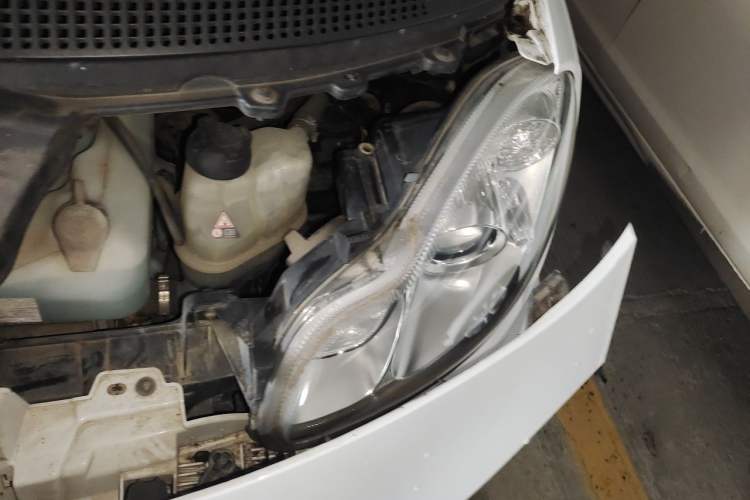 Used smart fortwo 2012 1.0 MHD Hardtop Standard Edition Engine Bay Left