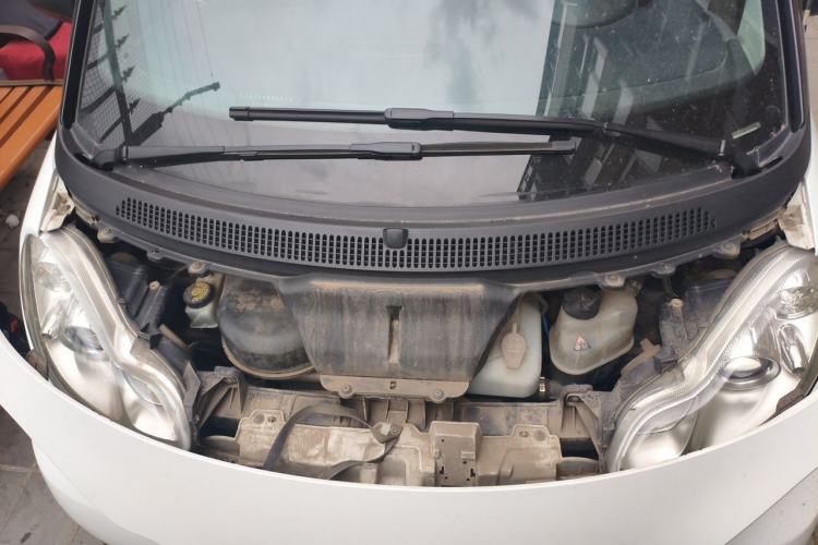 Used smart fortwo 2012 1.0 MHD Hardtop Standard Edition Engine Bay