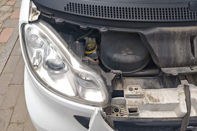 Used smart fortwo 2012 1.0 MHD Hardtop Standard Edition Engine Bay Right