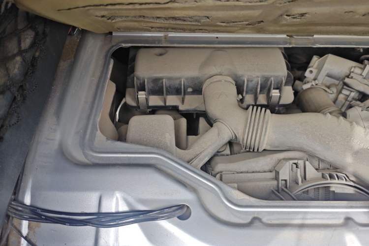 Used smart fortwo 2012 1.0T Hardtop Passion Edition Engine Bay Right