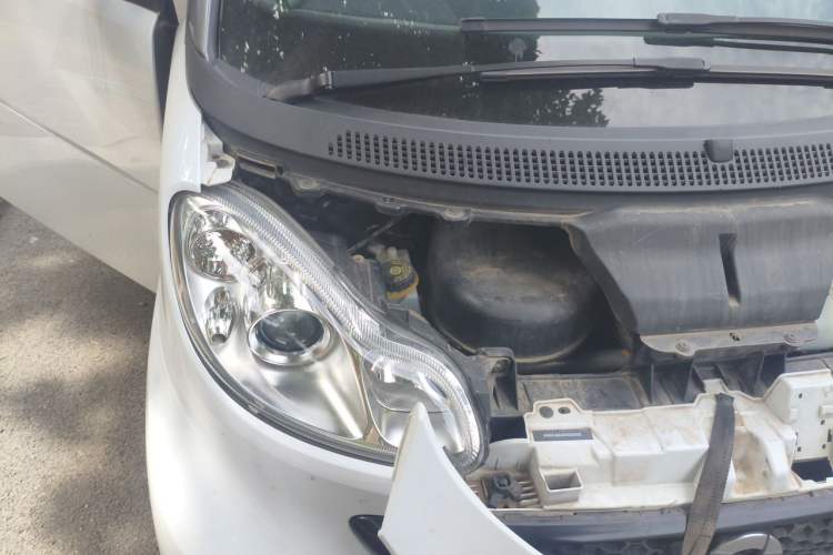 Used smart fortwo 2012 1.0 MHD Hardtop Standard Edition Engine Bay Right