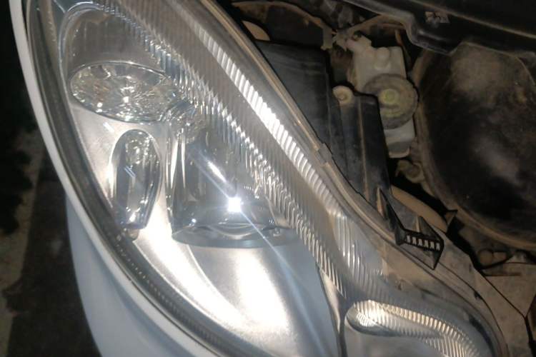 Used smart fortwo 2012 1.0 MHD Hardtop Standard Edition Engine Bay Right