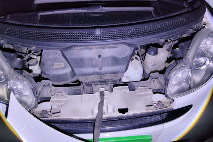 Used smart fortwo 2012 1.0T Convertible Passion Edition Engine Bay