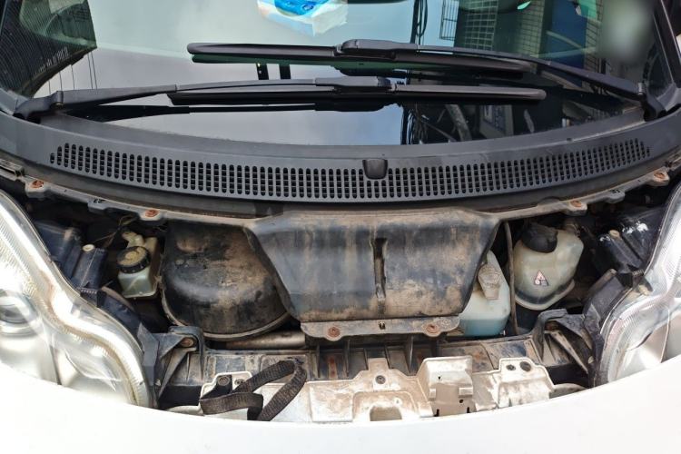 Used smart fortwo 2012 1.0 MHD Hardtop Standard Edition Engine Bay