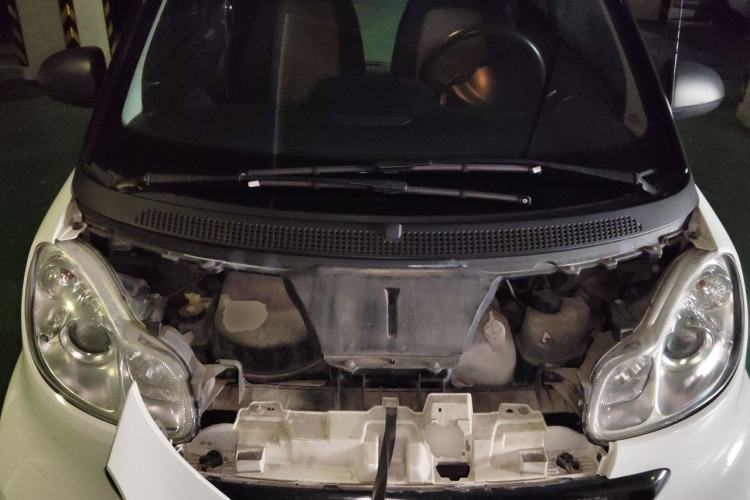 Used smart fortwo 2012 1.0 MHD Hardtop Standard Edition Engine Bay