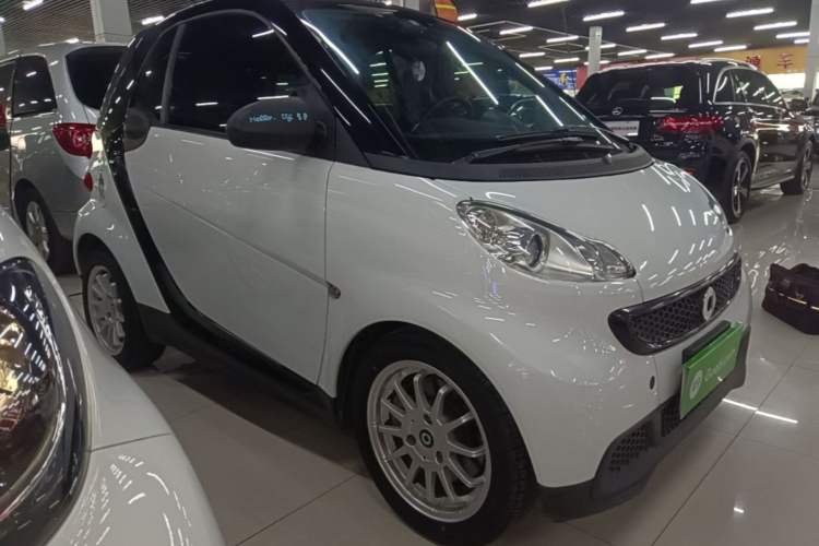 Used smart fortwo 2012 1.0 MHD Hardtop Standard Edition Exterior 1