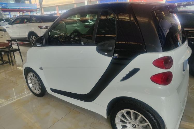 Used smart fortwo 2012 1.0 MHD Hardtop Comfort Edition Exterior 3