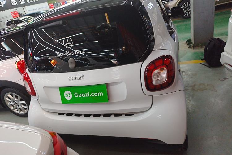 Used smart fortwo 2012 1.0 MHD Hardtop Comfort Edition Exterior 4
