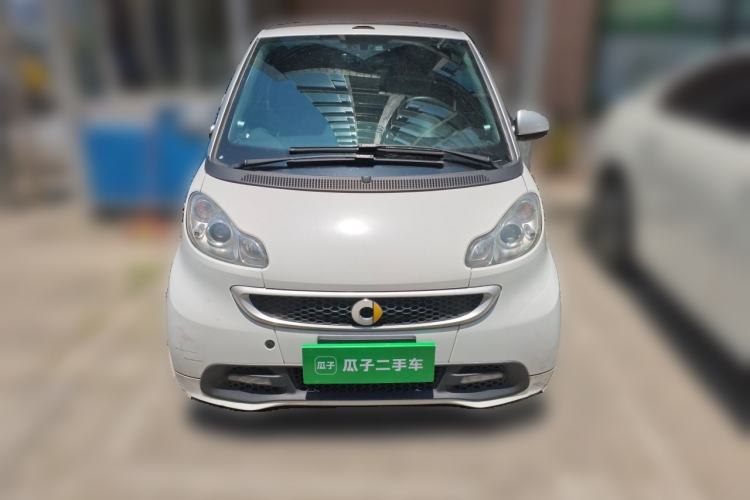 Used smart fortwo 2012 1.0 MHD Convertible Passion Edition Front