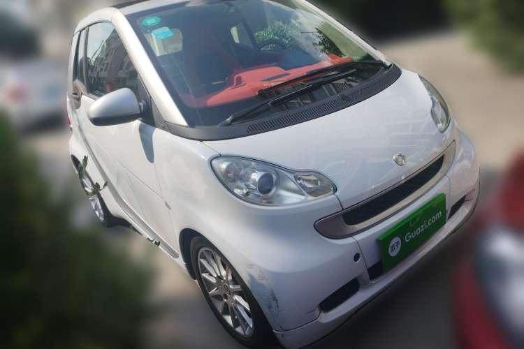 Used smart fortwo 2012 1.0 MHD Convertible Passion Edition Front Right 45 Deg