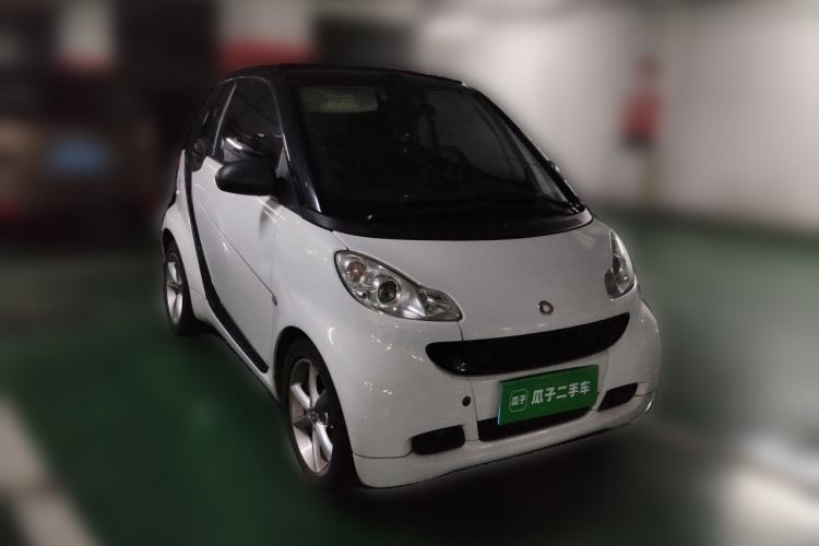 Used smart fortwo 2012 1.0T Convertible Passion Edition Front Right 45 Deg