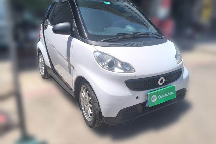Used smart fortwo 2012 1.0 MHD Hardtop Standard Edition Front Right 45 Deg