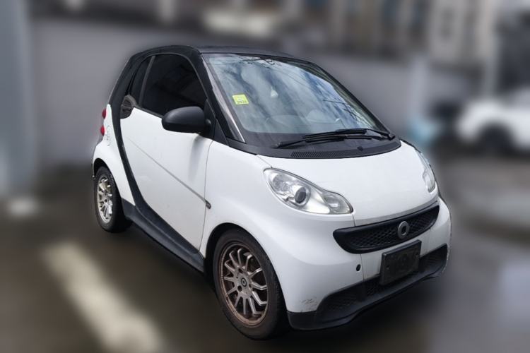 Used smart fortwo 2012 1.0 MHD Hardtop Standard Edition Front Right 45 Deg