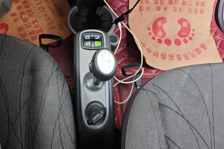 Used smart fortwo 2012 1.0 MHD Convertible Passion Edition Gear Lever