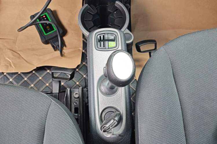 Used smart fortwo 2012 1.0 MHD Hardtop Standard Edition Gear Lever