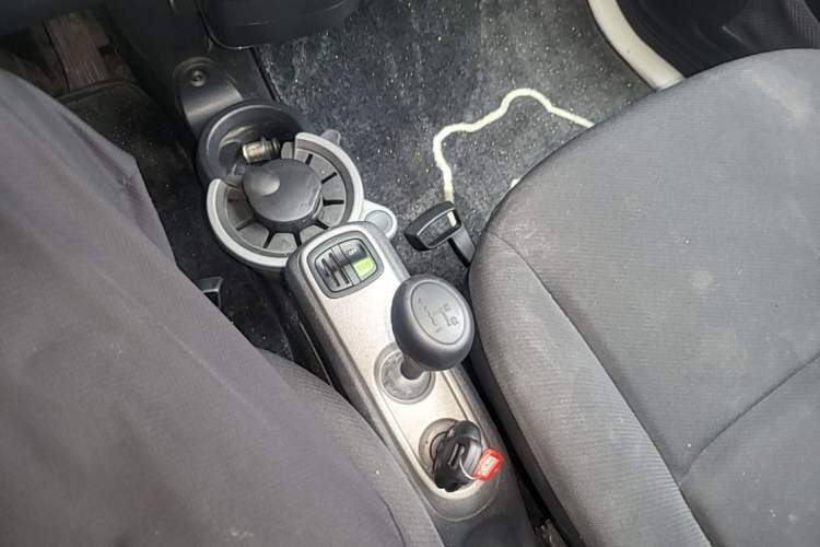 Used smart fortwo 2012 1.0 MHD Hardtop Comfort Edition Gear Lever