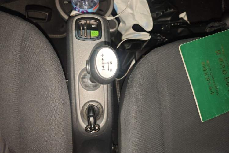 Used smart fortwo 2012 1.0 MHD Hardtop Standard Edition Gear Lever