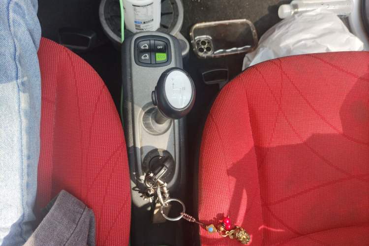 Used smart fortwo 2012 1.0 MHD Convertible Passion Edition Gear Lever