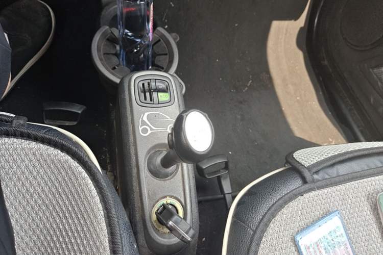 Used smart fortwo 2012 1.0 MHD Hardtop Standard Edition Gear Lever