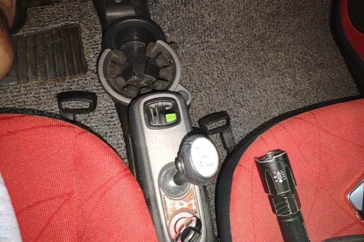 Used smart fortwo 2012 1.0 MHD Hardtop Passion Edition Gear Lever