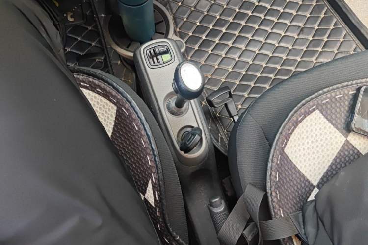 Used smart fortwo 2012 1.0 MHD Hardtop Standard Edition Gear Lever