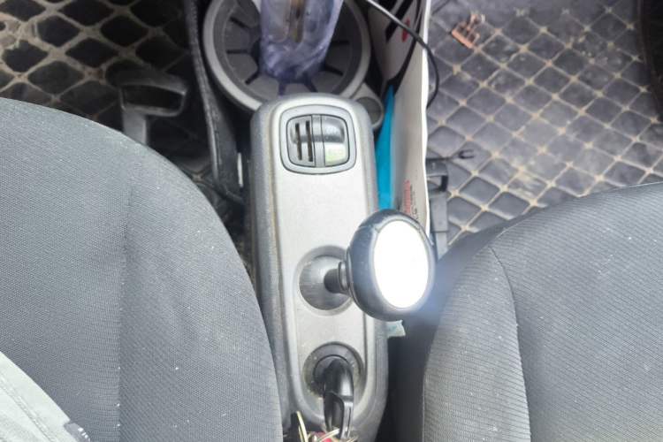 Used smart fortwo 2012 1.0 MHD Hardtop Standard Edition Gear Lever