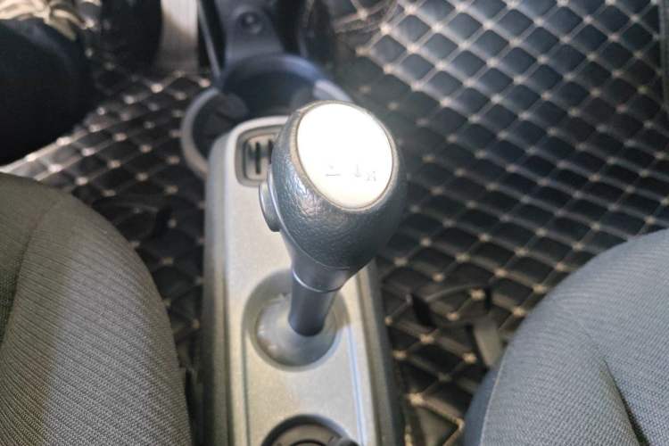 Used smart fortwo 2012 1.0 MHD Hardtop Standard Edition Gear Lever