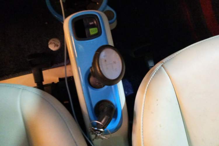 Used smart fortwo 2012 1.0 MHD Hardtop Comfort Edition Gear Lever