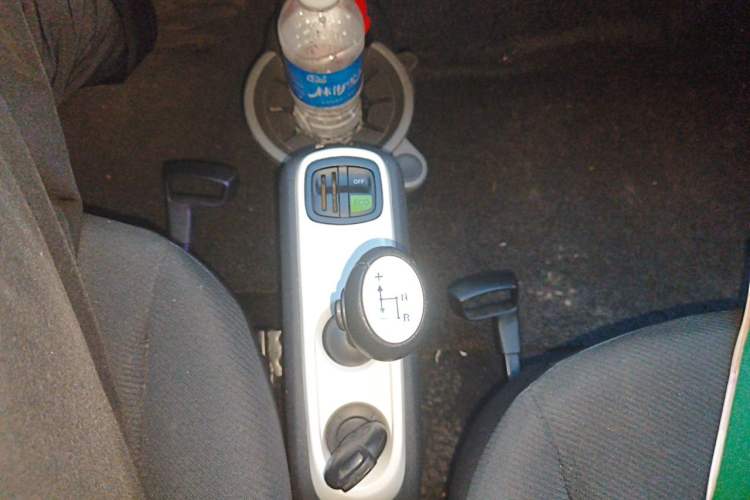 Used smart fortwo 2012 1.0 MHD Hardtop Standard Edition Gear Lever